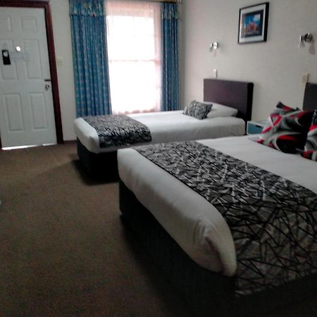 Sandstock Motor Inn Армидейл Экстерьер фото