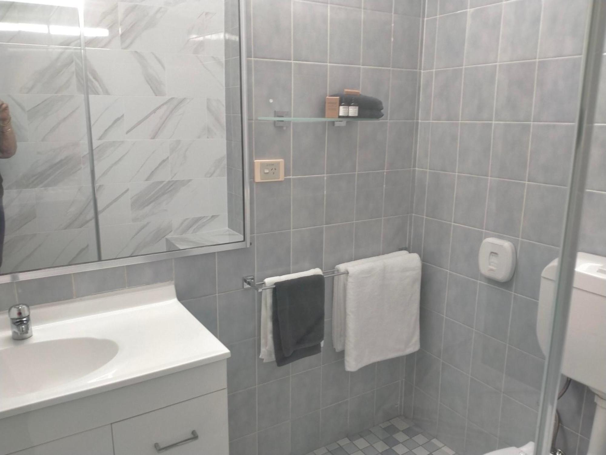 Sandstock Motor Inn Армидейл Экстерьер фото