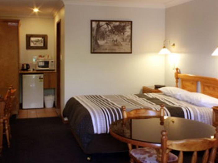 Sandstock Motor Inn Армидейл Экстерьер фото