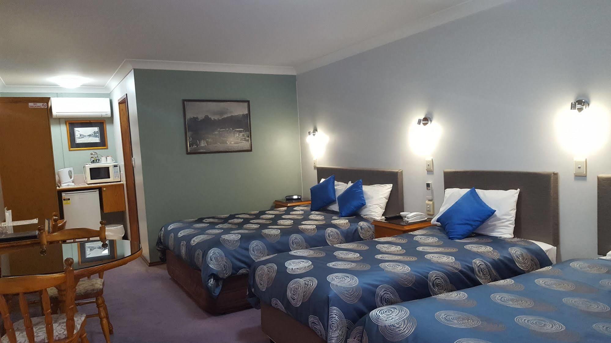 Sandstock Motor Inn Армидейл Экстерьер фото